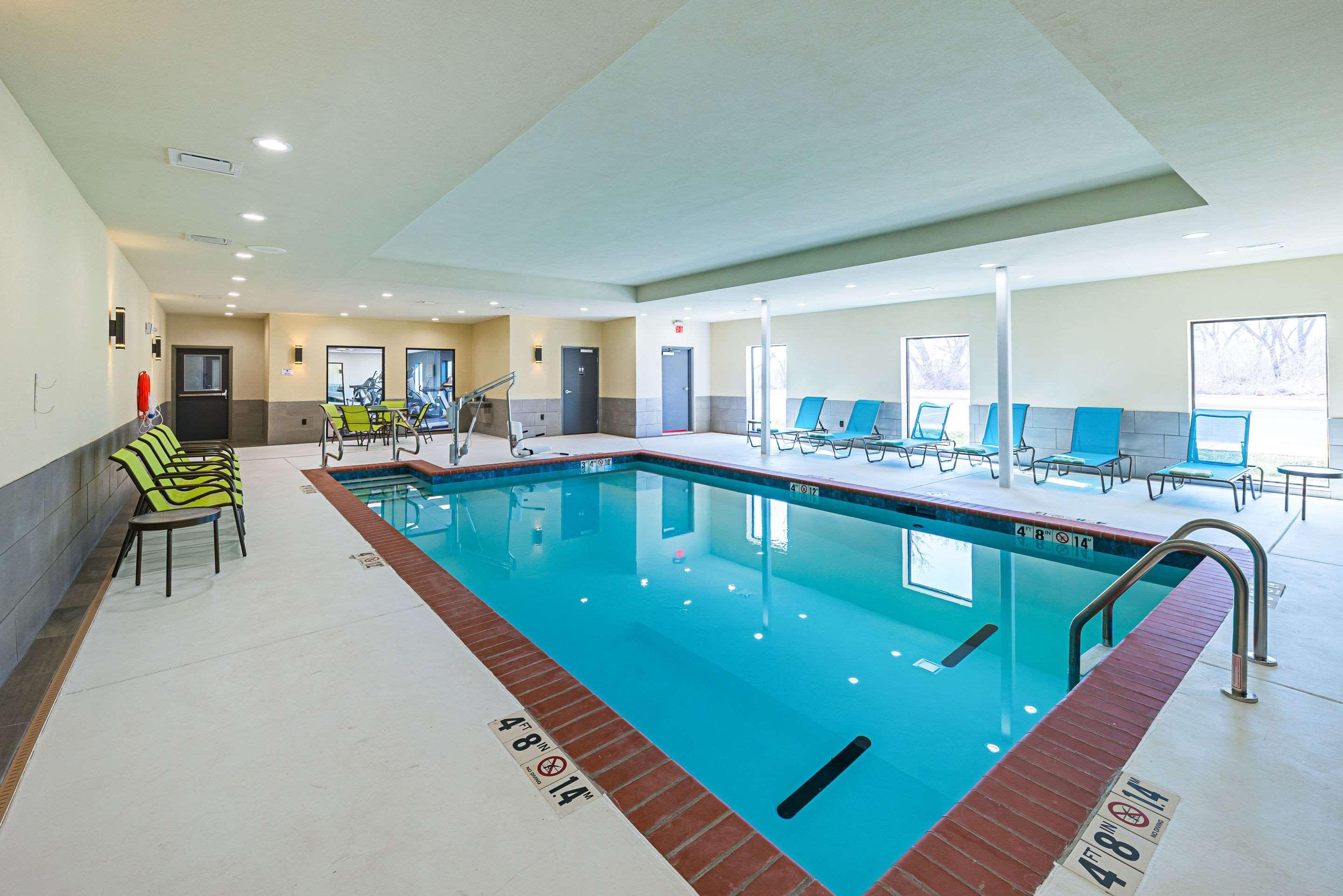 Comfort Inn & Suites Oklahoma City Near Bricktown מראה חיצוני תמונה