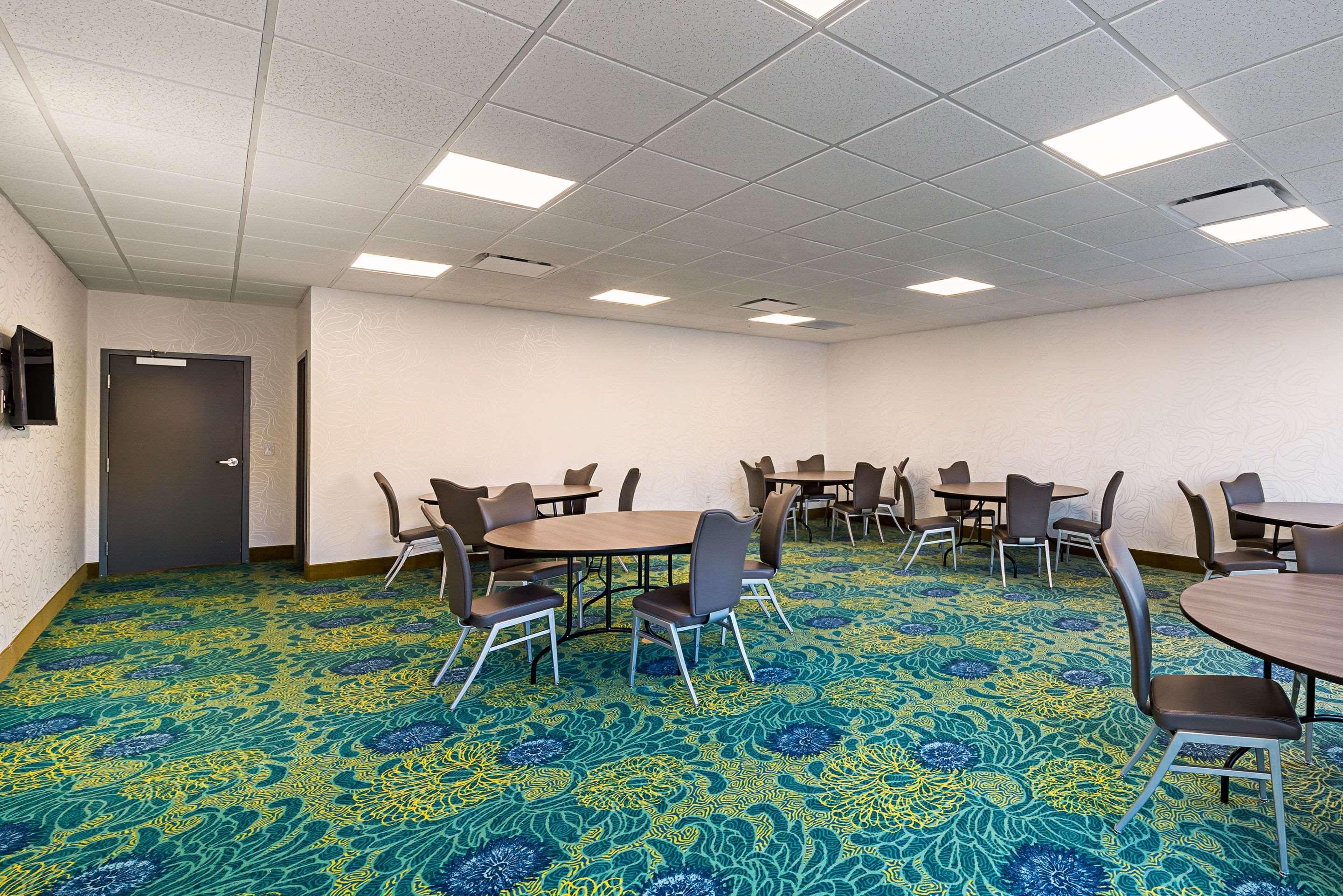 Comfort Inn & Suites Oklahoma City Near Bricktown מראה חיצוני תמונה