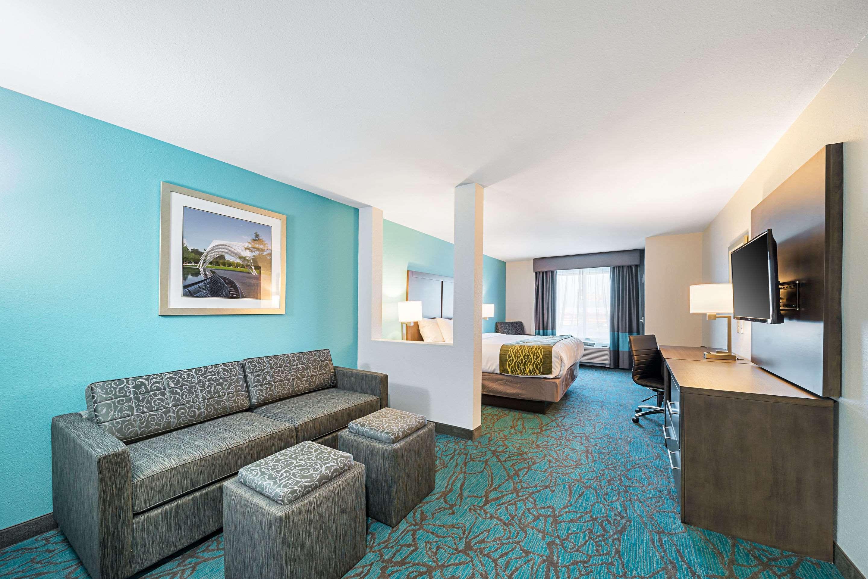 Comfort Inn & Suites Oklahoma City Near Bricktown מראה חיצוני תמונה