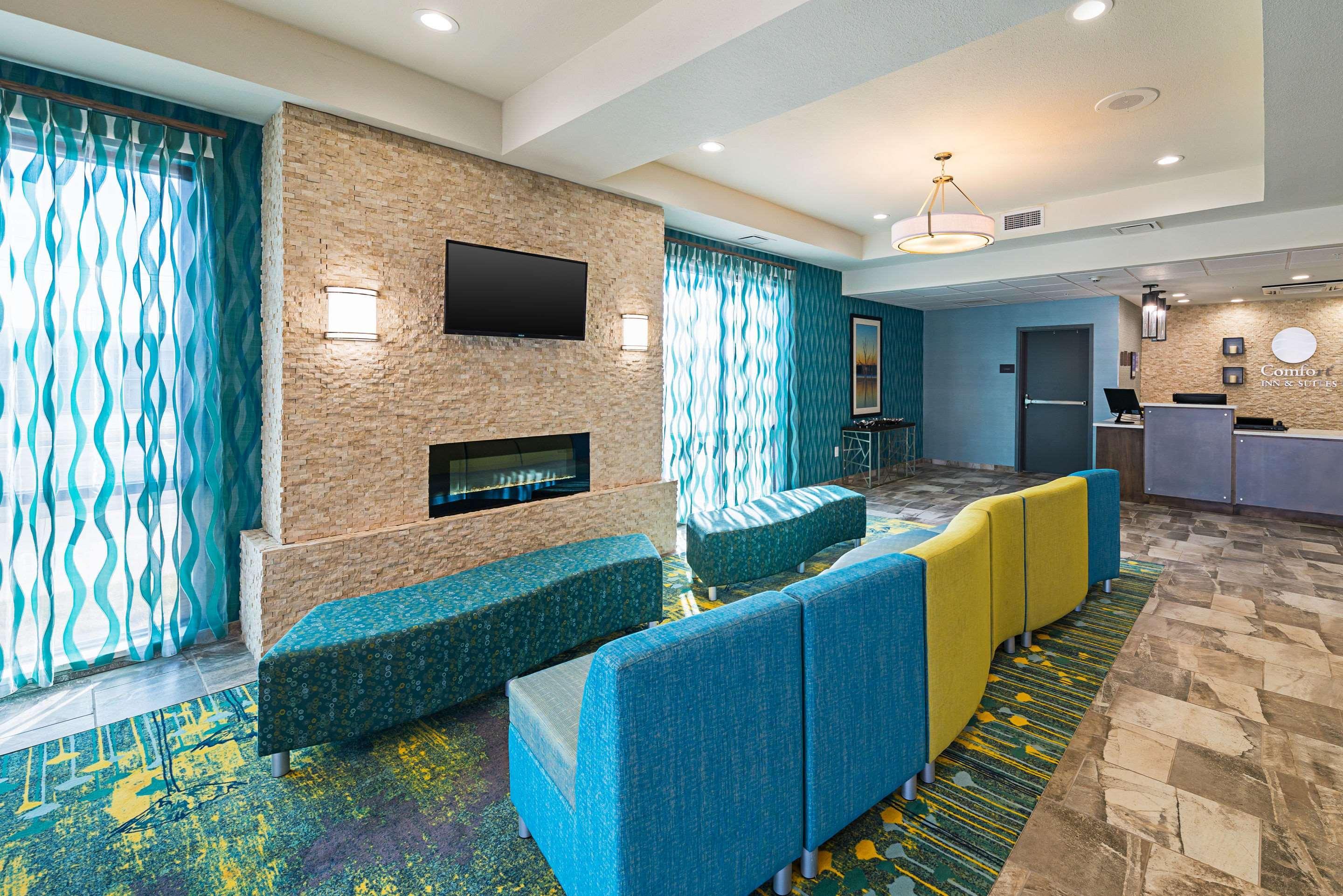 Comfort Inn & Suites Oklahoma City Near Bricktown מראה חיצוני תמונה