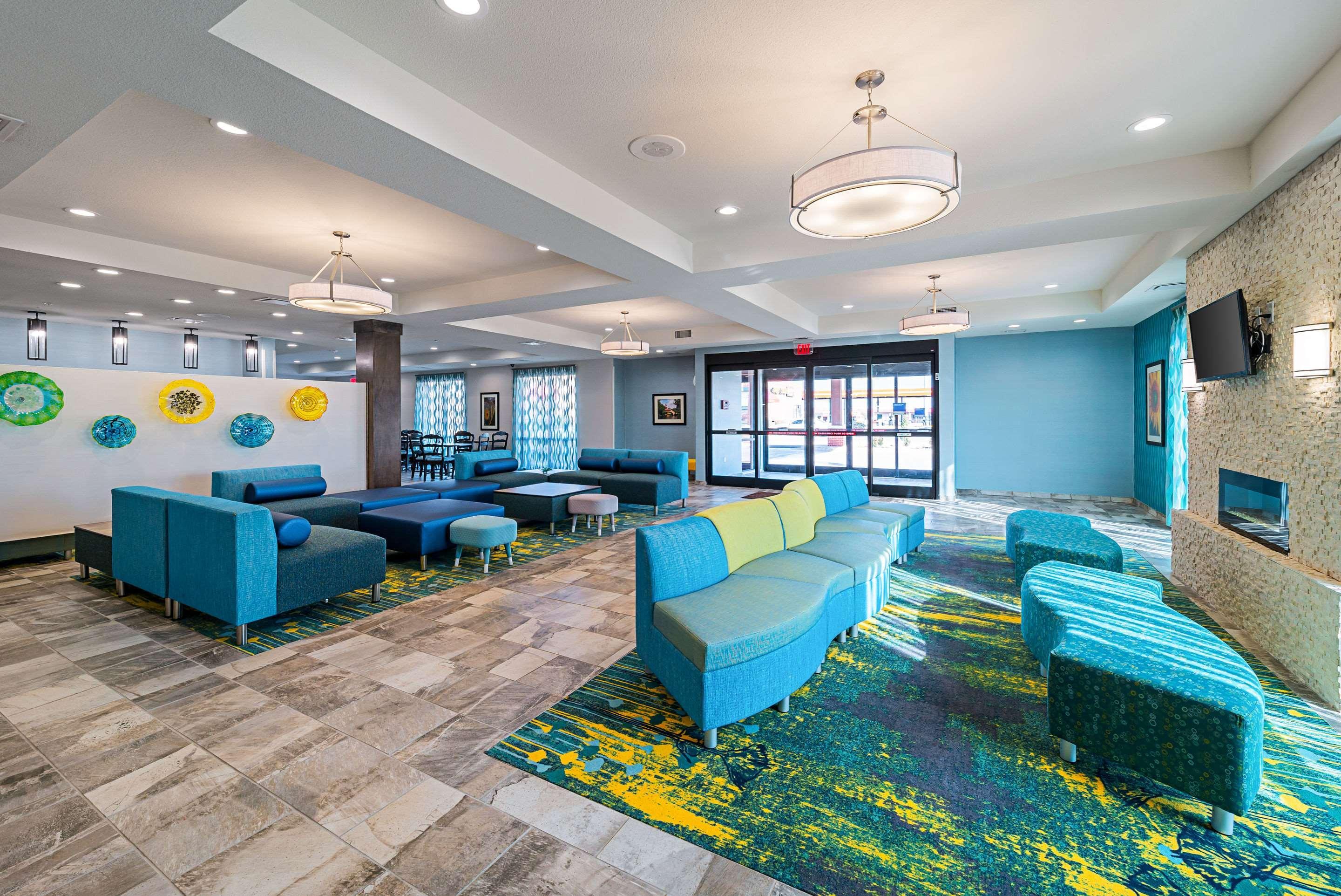 Comfort Inn & Suites Oklahoma City Near Bricktown מראה חיצוני תמונה