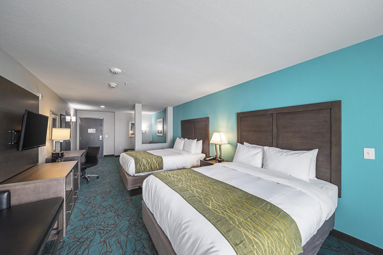 Comfort Inn & Suites Oklahoma City Near Bricktown מראה חיצוני תמונה