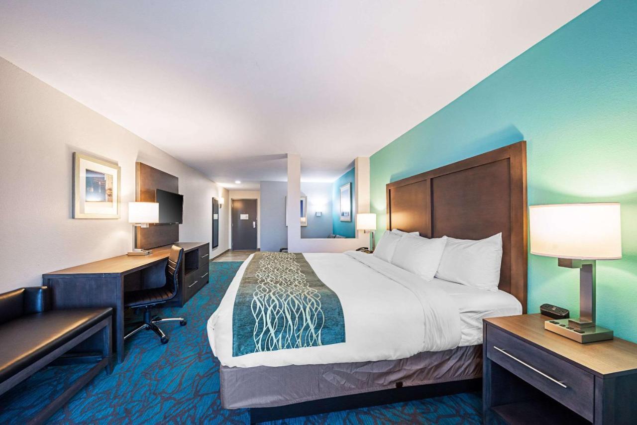 Comfort Inn & Suites Oklahoma City Near Bricktown מראה חיצוני תמונה